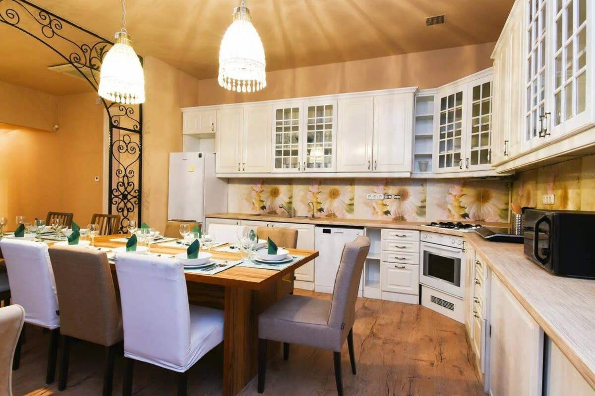 Very Central Very Spacious New Home بودابست المظهر الخارجي الصورة