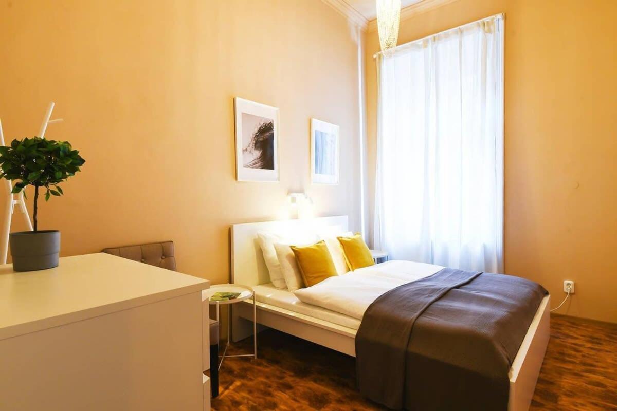 Very Central Very Spacious New Home بودابست المظهر الخارجي الصورة